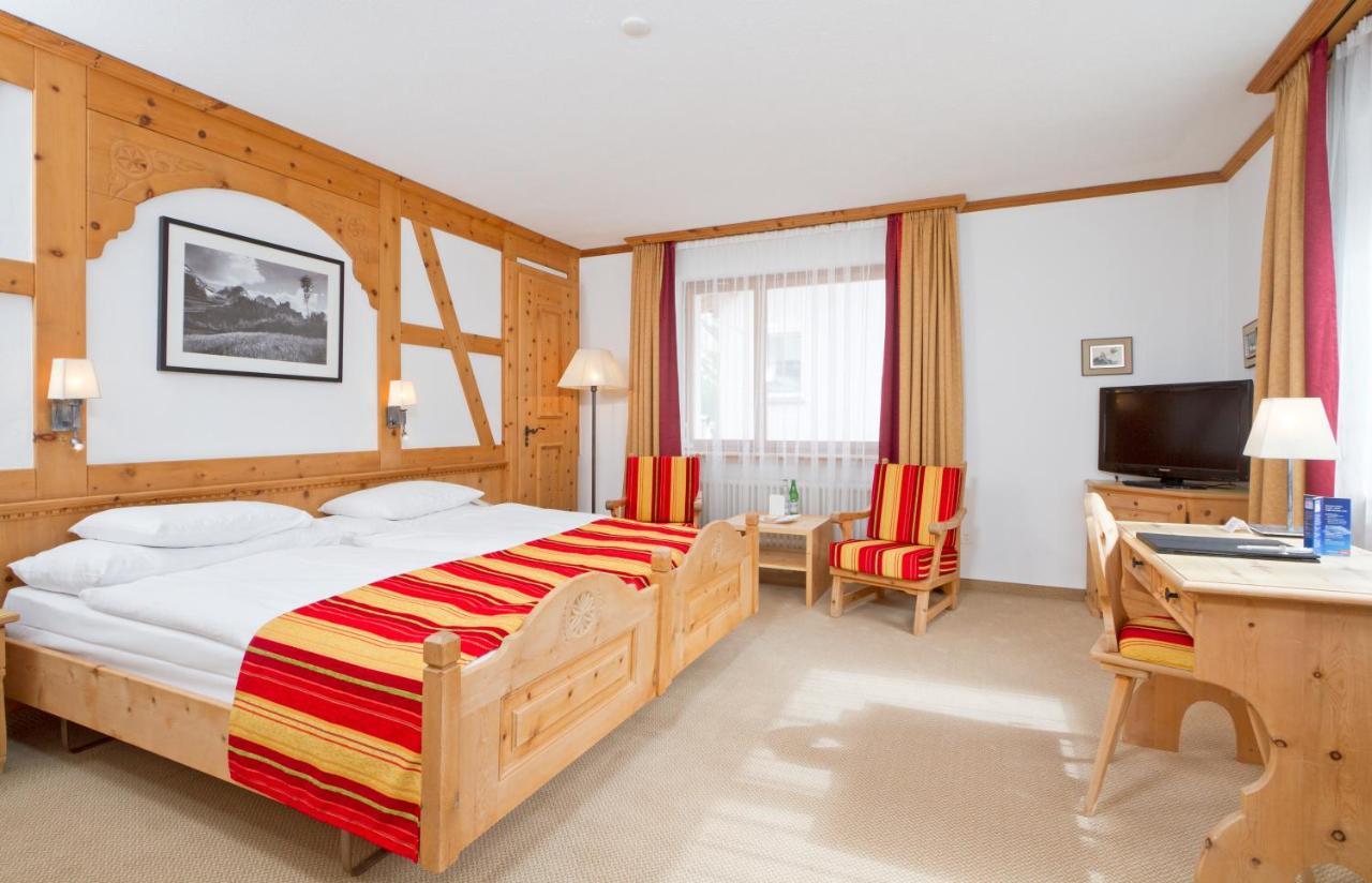 Edelweiss Swiss Quality Hotel Sils Maria Pokoj fotografie