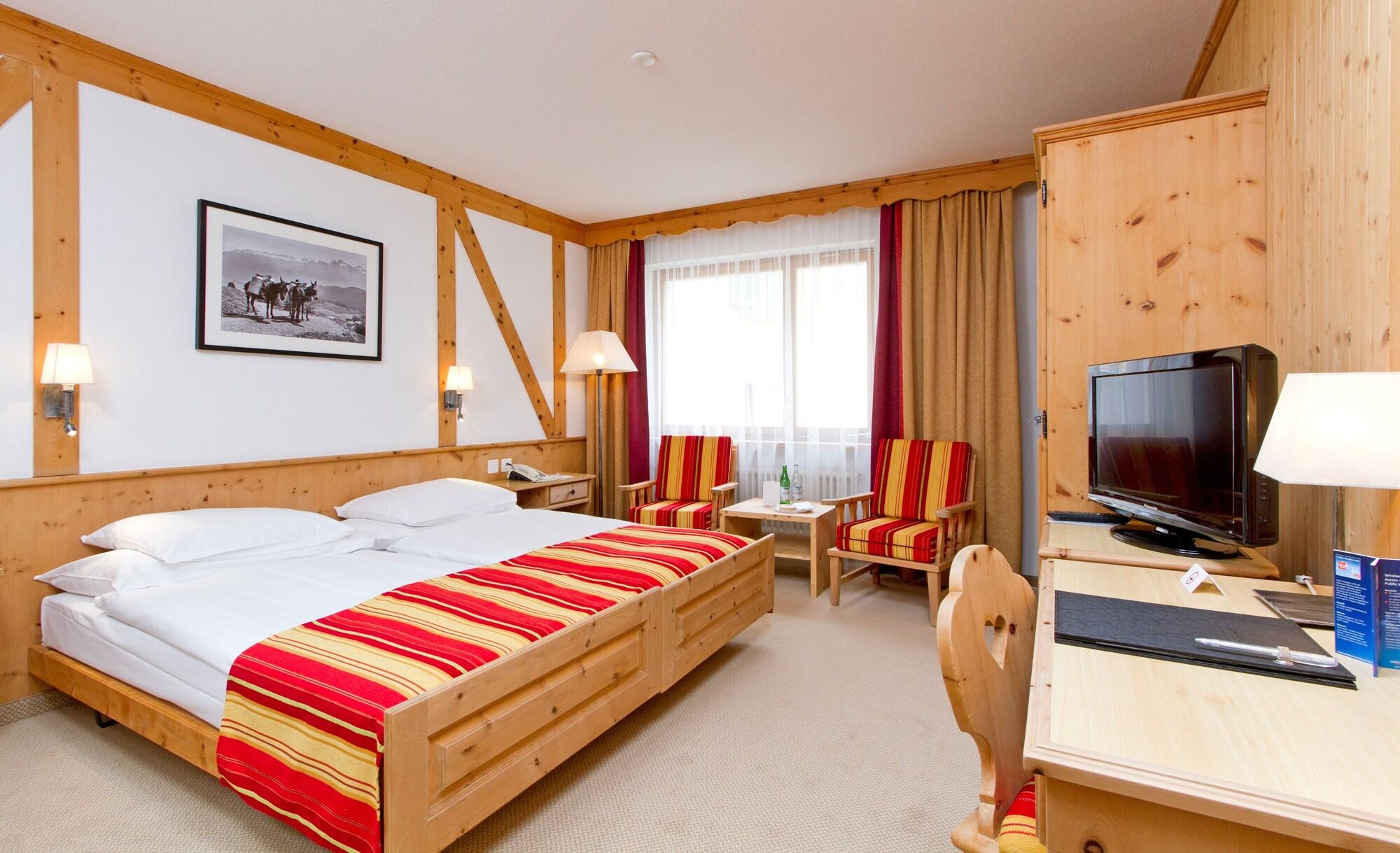 Edelweiss Swiss Quality Hotel Sils Maria Pokoj fotografie