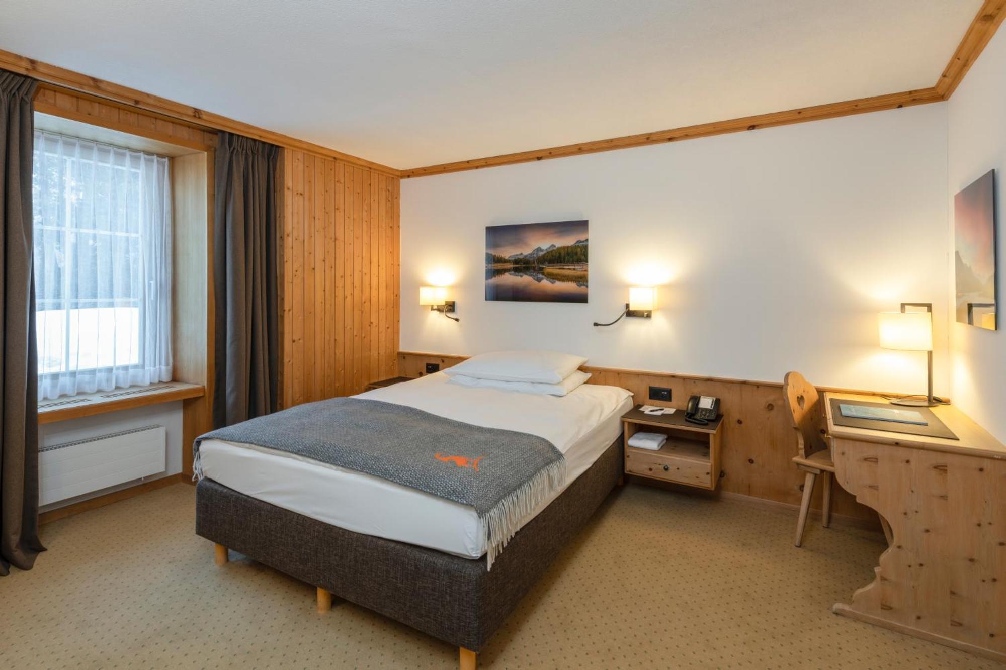 Edelweiss Swiss Quality Hotel Sils Maria Pokoj fotografie